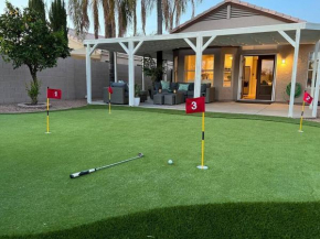3bd Home near Scottsdale - Golf putting green